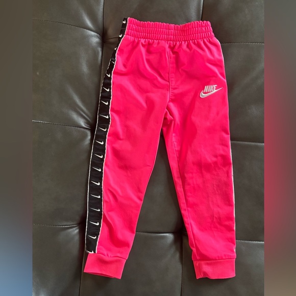 NIKE Toddler Girl Matching Set - Picture 4 of 4